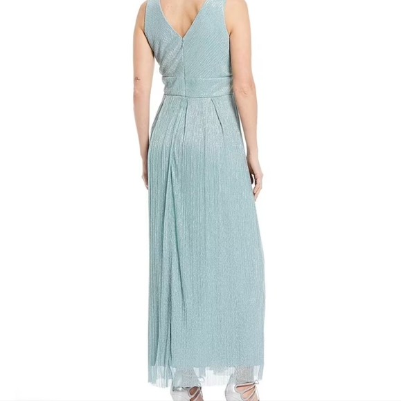 Seafoam Dress - Picture 2 of 3